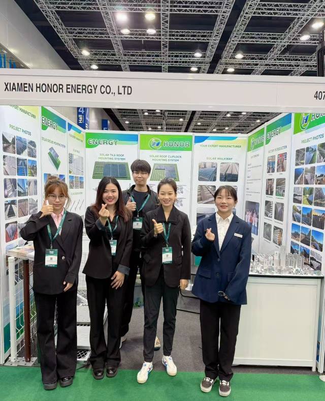 ငါတို့ igem မှာရှိကြ၏!