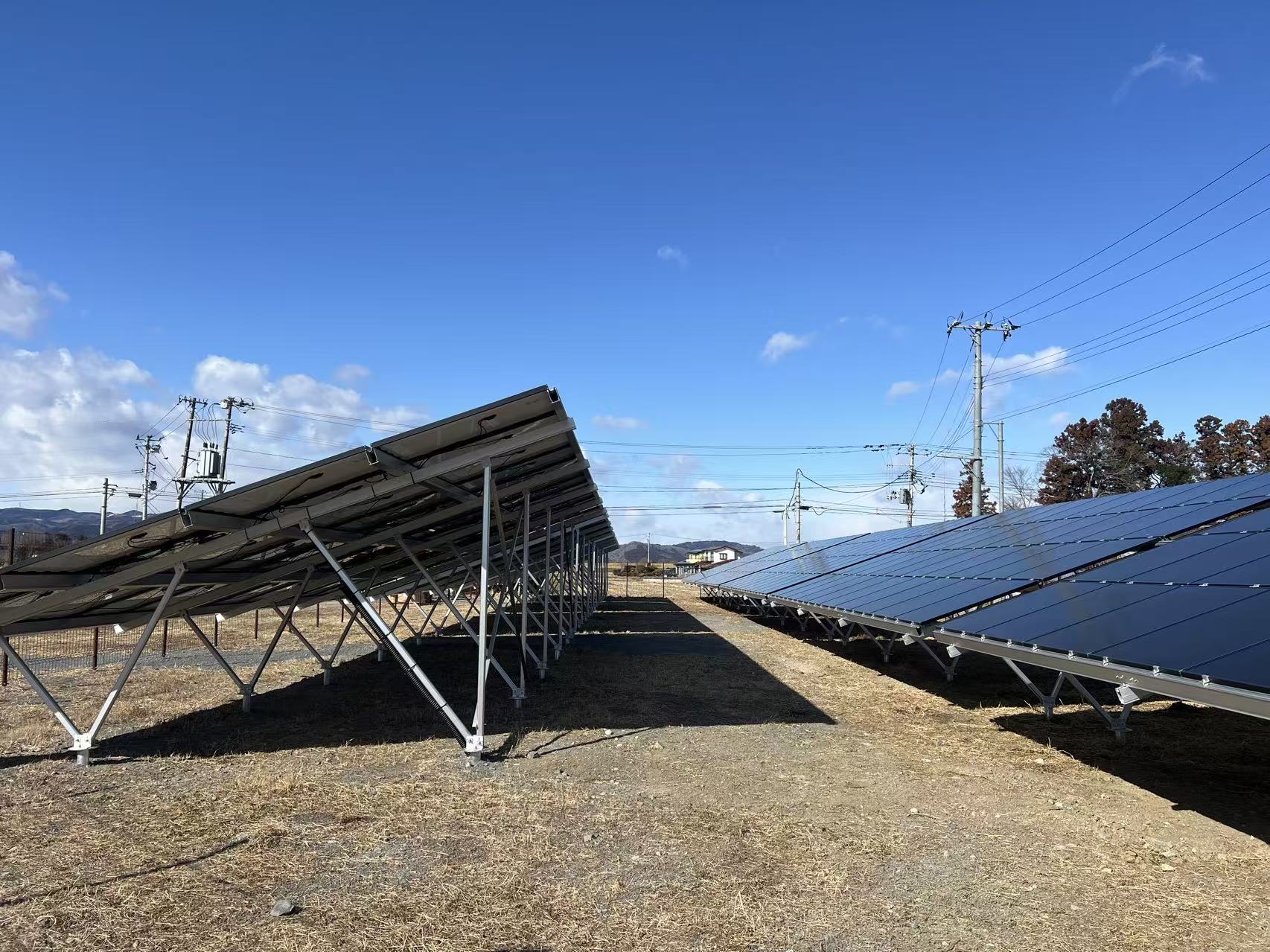 နေရောင်ခြည်စွမ်းအင်သုံးမြေအောက်ကွင်းခတ်၏ပစ္စည်း